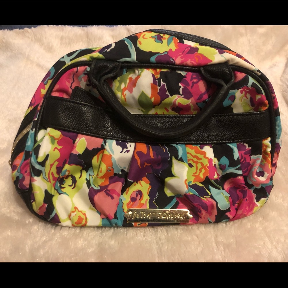 Betsy Johnson | Floral Travel Bag | Cosmetic